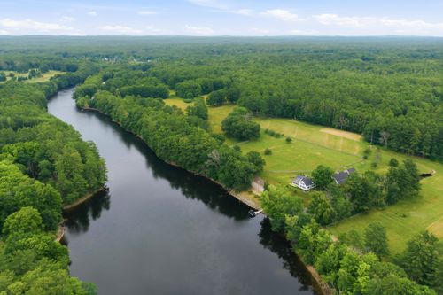 216 Salmon Falls Rd, Buxton, ME, 04093 | Card Image