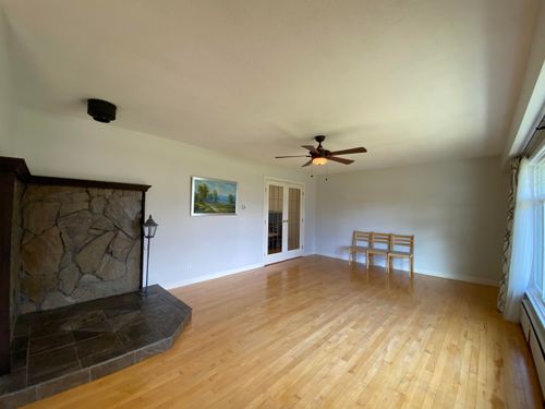 main-house-12085 York St, Maple Ridge, BC, V2X5S1 | Card Image