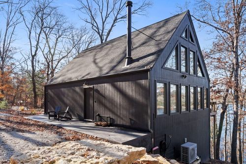 18530 W Eagle Rock Beach Dr, Eagle Rock, MO, 65641-8196 | Card Image