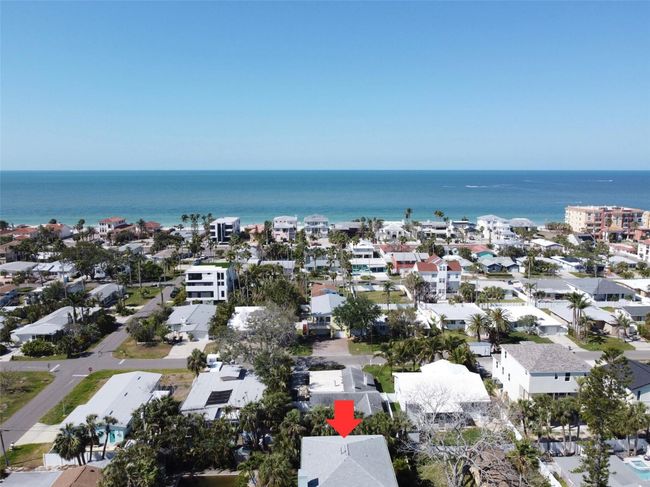 16204 3 Rd St E, House other with 3 bedrooms, 4 bathrooms and null parking in REDINGTON BEACH FL | Image 57