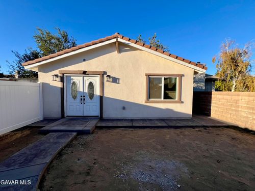 b-1133 E Geraldine Lane, Lancaster, CA, 93535 | Card Image