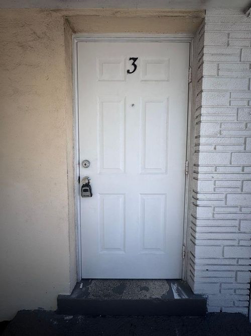 apt-3-405 6th Ave S, Lake Worth Beach, FL, 33460-4667 | Card Image