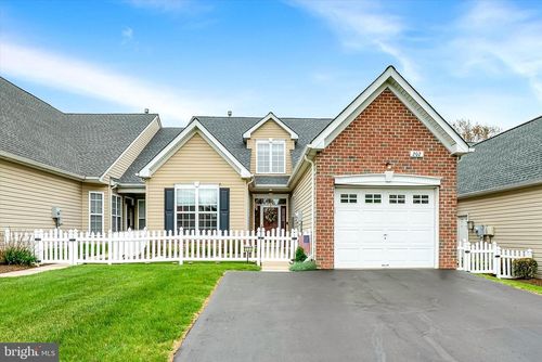 202 Dorchester Dr, SELLERSVILLE, PA, 18960-2893 | Card Image