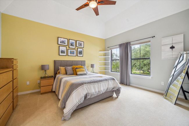 1015 W 41 St St, House other with 5 bedrooms, 4 bathrooms and 2 parking in Houston TX | Image 14