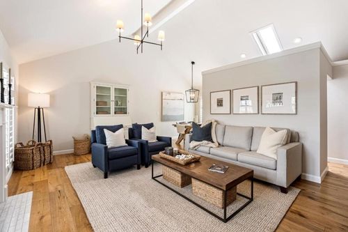 49-4000 Rio Rd, Carmel, CA, 93923-9208 | Card Image