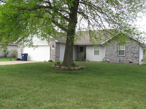 725 Poplar Ct, Marshfield, MO, 65706-1111 | Card Image