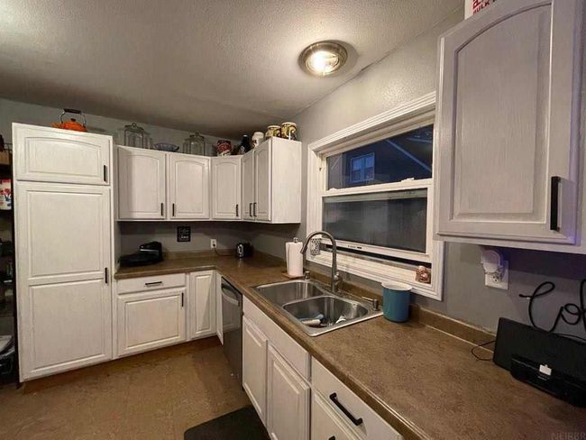 206 E Clark St, House other with 3 bedrooms, 1 bathrooms and null parking in Calmar IA | Image 6
