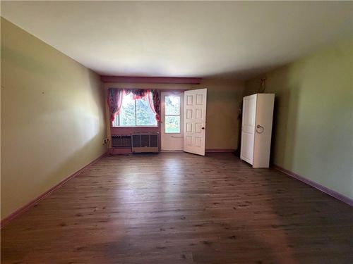 103-347 Main Rd, Tiverton, RI, 02878-1355 | Card Image