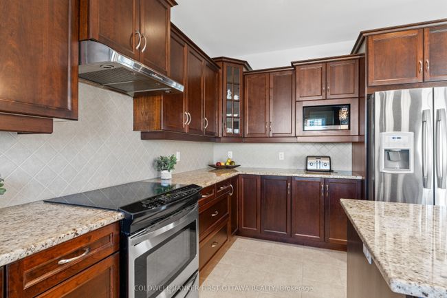 831 Dalkena Pl, House other with 4 bedrooms, 4 bathrooms and 4 parking in Nepean ON | Image 12