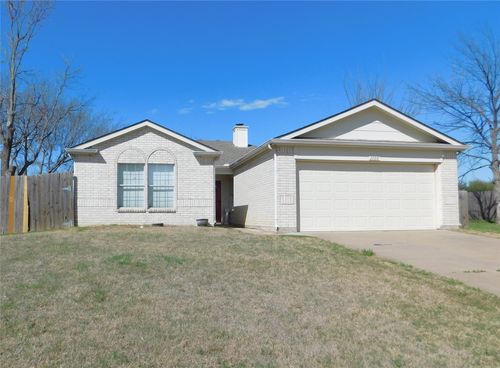 3108 Pinehurst Ct, Denton, TX, 76210-8689 | Card Image