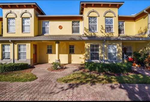 3869 Island Way, ST PETERSBURG, FL, 33705-6450 | Card Image