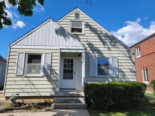 594 Chatham Rd, Columbus, OH, 43214-3322 | Card Image