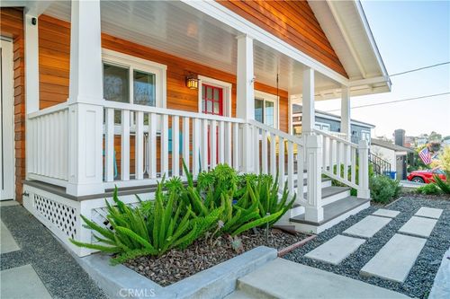 232 W Oak Ave, El Segundo, CA, 90245-2214 | Card Image