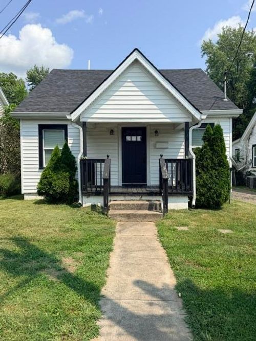 224 Harding St, Danville, KY, 40422-1211 | Card Image