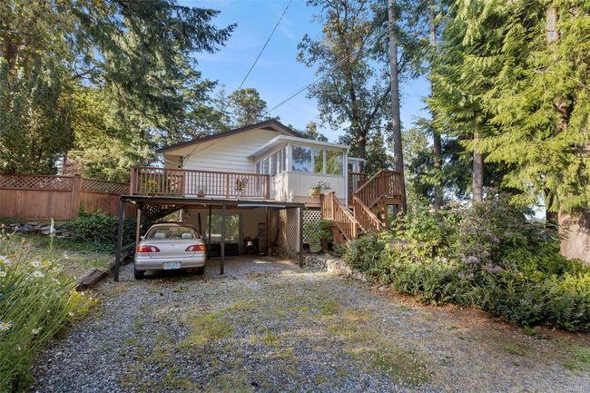 6374 Oldfield Rd, House other with 5 bedrooms, 2 bathrooms and 4 parking in Central Saanich BC | Image 25