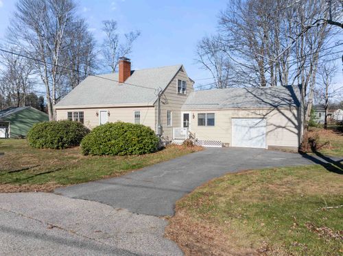 19 Vernon Ave, Rochester, NH, 03867-2037 | Card Image