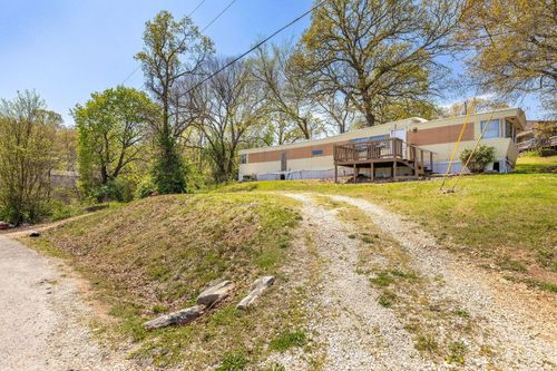 28 Adams Ln, Blue Eye, MO, 65611-7334 | Card Image