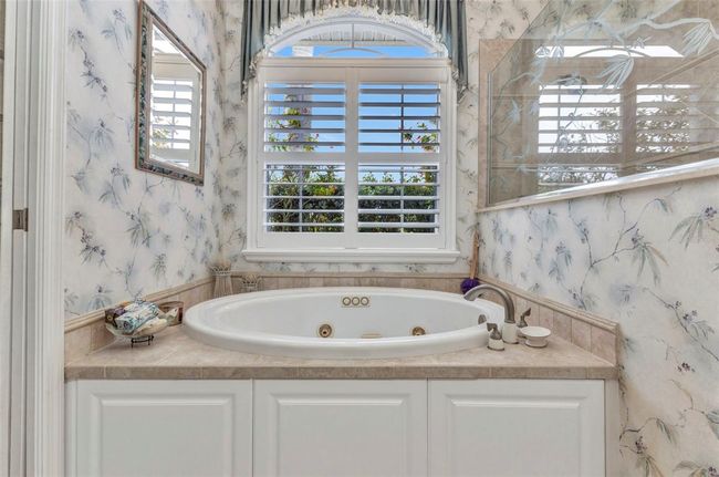 15490 Seafoam Cir, House other with 3 bedrooms, 3 bathrooms and null parking in PORT CHARLOTTE FL | Image 44