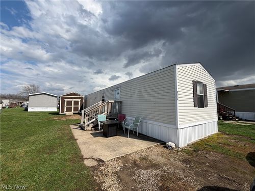 2316 Deerfield Dr, Deerfield, OH, 44411-9708 | Card Image