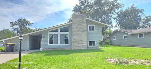 1902 Chantada Ln, Fort Wayne, IN, 46816-2431 | Card Image