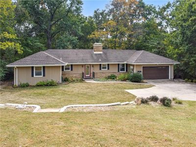 Front view of the exterior of the home. | Image 1