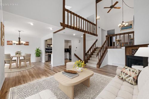 12808 N Colony Drive, Mequon, WI, 53097 | Card Image