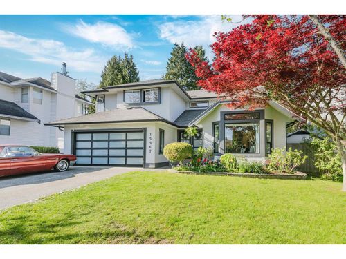 15967 19a Ave, Surrey, BC, V4A8G9 | Card Image