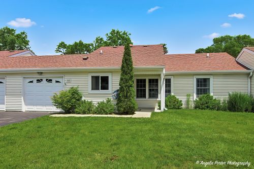 355-7227 Wheaton Ln, Fox Lake, IL, 60020-1041 | Card Image