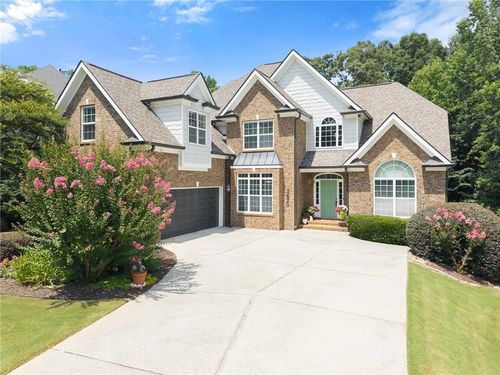 5620 Battle Ridge Dr, Flowery Branch, GA, 30542-6103 | Card Image