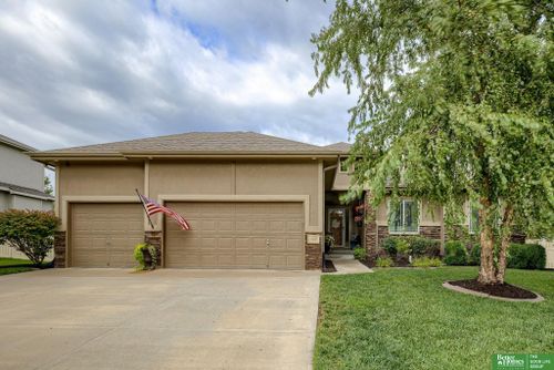 12440 S 82nd Street, Papillion, NE, 68046 | Card Image