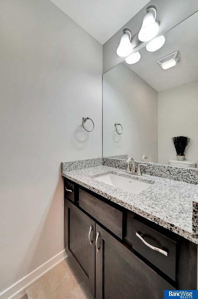 2314 Q St, Townhouse with 3 bedrooms, 3 bathrooms and 2 parking in Lincoln NE | Image 13