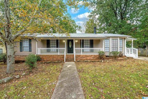 18 Polaris Cir, Birmingham, AL, 35215-7016 | Card Image