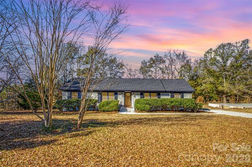211 Ole Simpson Pl, Catawba, SC, 29704-8734 | Card Image