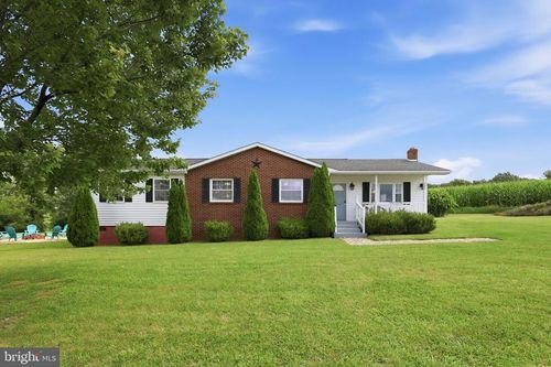 204 Hilliards Dr, LURAY, VA, 22835-4639 | Card Image