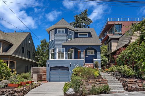 1110 E Denny Way, Seattle, WA, 98122-2428 | Card Image