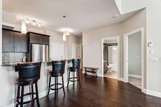 2407 - 15 Sunset Square, Home with 2 bedrooms, 2 bathrooms and 2 parking in Cochrane AB | Image 9