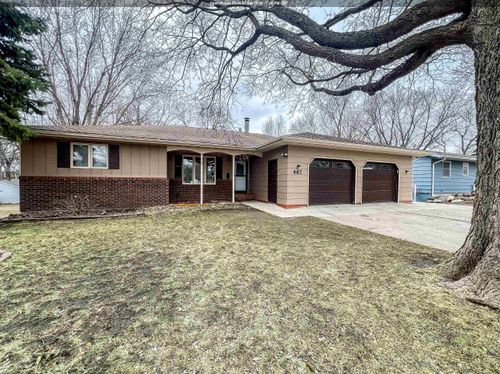 467 Rohr St, Arnolds Park, IA, 51331-7104 | Card Image