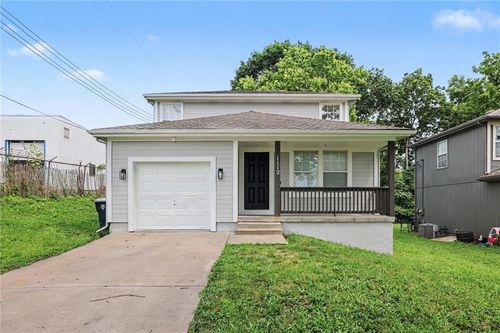 1112 E 81st St, Kansas City, MO, 64131-2389 | Card Image