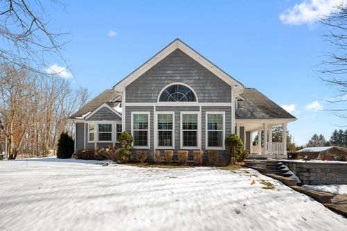 5020 Whitlow Ct, Commerce Township, MI, 48382-2640 | Card Image