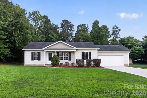 213 Winding Cedar Dr, Statesville, NC, 28677-8451 | Card Image