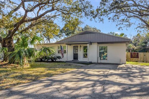 116 Merle Cir, Fort Walton Beach, FL, 32547-3712 | Card Image