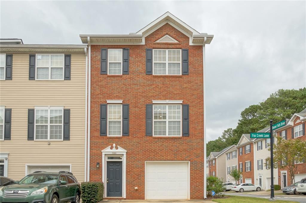 Fox Creek Ln, Norcross, GA 30071