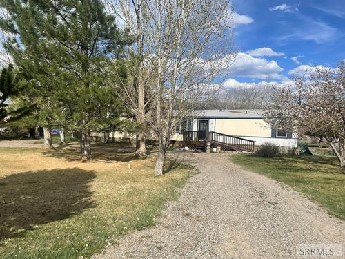 89 Crane Ln, Challis, ID, 83226-4718 | Card Image
