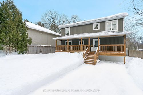 {{alt}} | Card Image