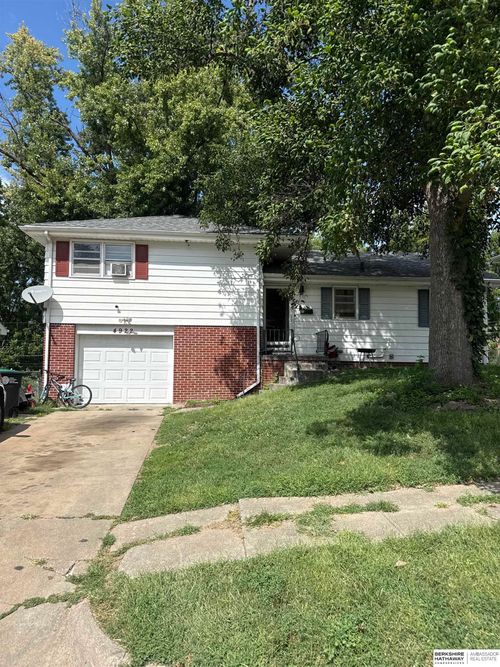 4922 Ruggles St, Omaha, NE, 68104-3020 | Card Image