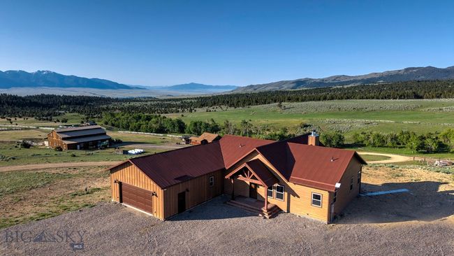5845 Dry Creek Ranch Rd, House other with 3 bedrooms, 3 bathrooms and null parking in Whitehall MT | Image 17
