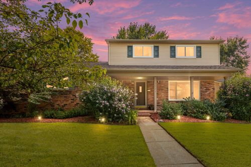 1921 Bellingham St, Canton, MI, 48188-1808 | Card Image
