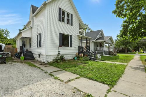 1128 Gillett St, Port Huron, MI, 48060-5236 | Card Image