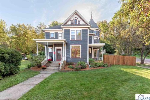 703 N 6th St, Mankato, MN, 56001-6145 | Card Image