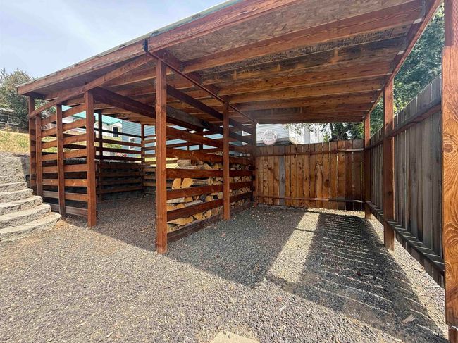 View of horse barn | Image 12